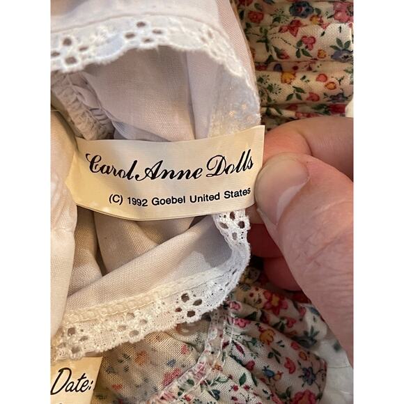 Vintage Carol Anne Collectible Porcelain Doll - Picture 5 of 5